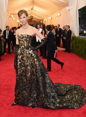 Karlie Kloss Images