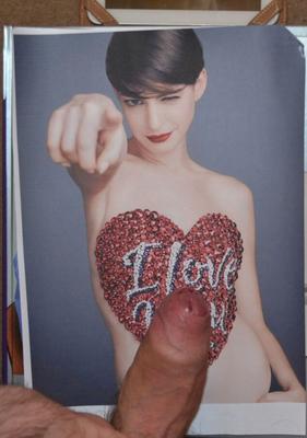 Mon sperme sur Anne Hathaway (Je t'aime)