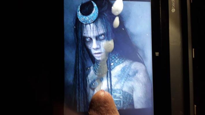 Cara Delevingne Feiticeira Cum Homenagem