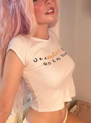 Belle Delphine - T-shirt mouillé coquin, première partie