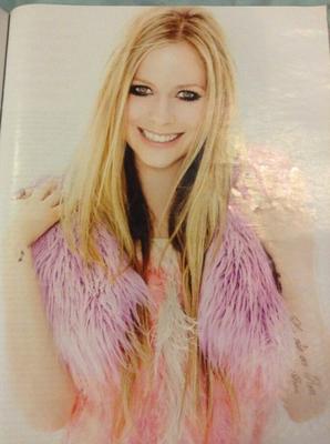 Avril Lavigne Cum Homenagem