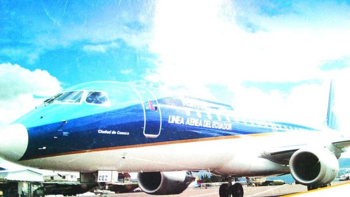 Alex Torres na Tame Airlines de Loja, Equador