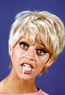 Goldie Hawn: фейковая сперма на лицо
