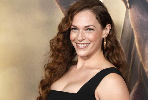 Amanda Righetti