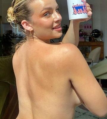 セレブの横乳 546