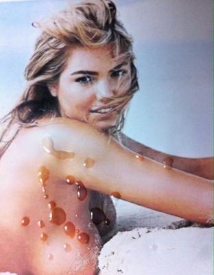 Kate Upton-Hommage