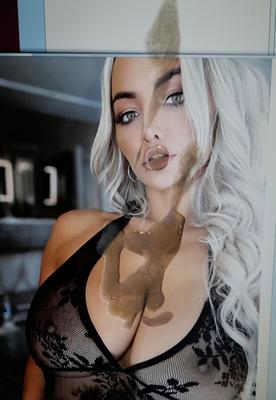 Hommage an Lindsey Pelas