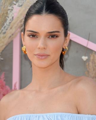 Kendall Jenner - Coachella /