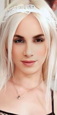 金髪の売春婦サラ・コネリー