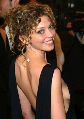 Amanda Detmer
