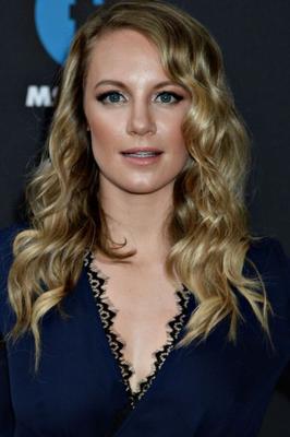 Danielle Savre ist ein ausgezeichnetes Missbrauchsfleisch