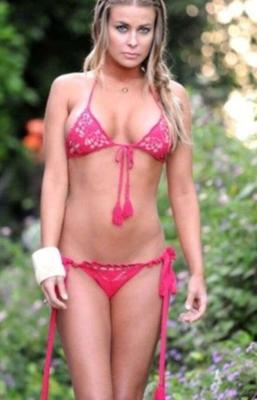 Bikini rose Carmen Electra
