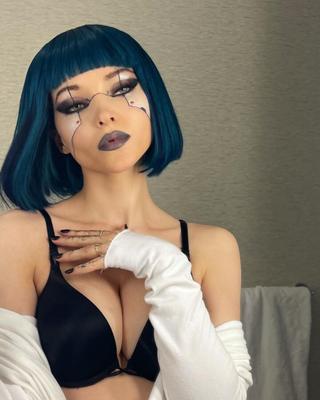 Dove Cameron - Quorra
