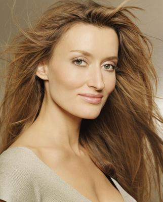 ナターシャ・マケルホーン / イギリスの女優
