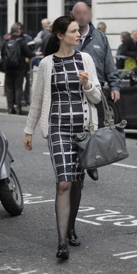Sophie Ellis-Bextor chanteuse britannique en collants noirs