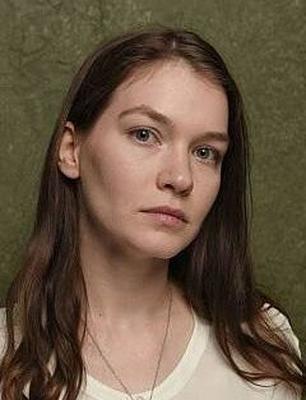 Ханна Гросс / канадская актриса