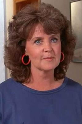 Pauline Collins