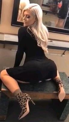 Анджелина Лав