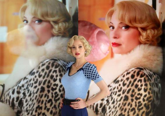 Elodie, französische Blondine, vollbusige MILF, Fetisch, Retro-Hommage