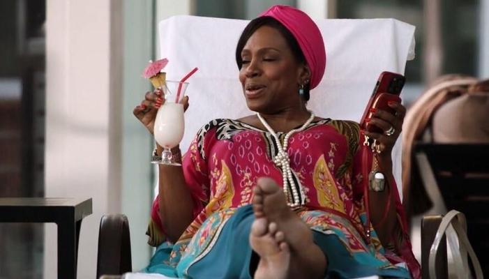 Sheryl Lee Ralph Pieds