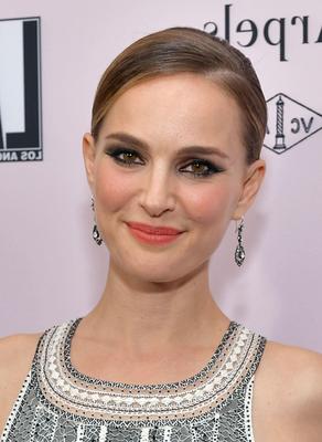 ナタリー・ポートマンはホットです