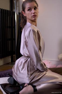 美しいモデルのEVAネグリジェ