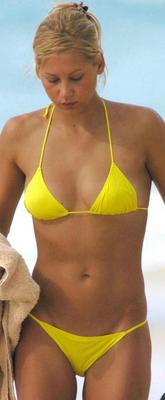Anna Kournikova Photo #