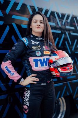 Mujeres en Sport Abbi Pulling (conductor de carreras británica)