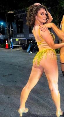 Caitlin Bond