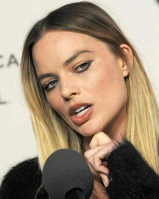 Margot Robbie