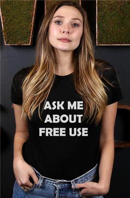 セレブのTシャツ