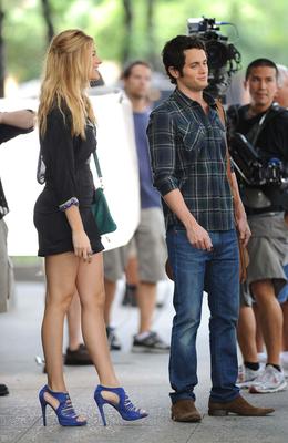 Блейк Лайвли снимая Gossip Girl, июль,