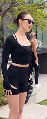 Alycia Debnam Carey hot lady