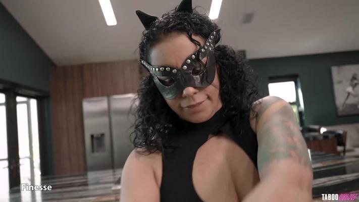 キャットウーマンホットセックス