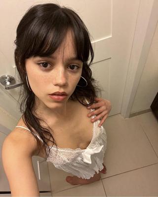 ジェナ・オルテガの写真