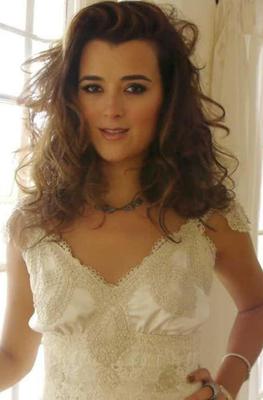 Cote de Pablo Photo #