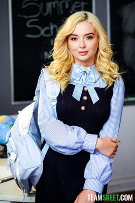 Lexi Lore yo Summer School Sex