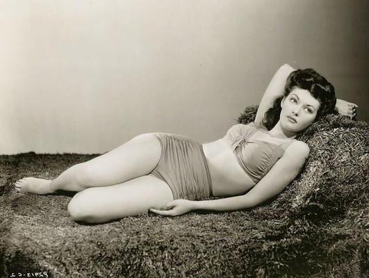 Yvonne De Carlo