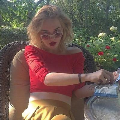Sophie Thatcher ist heiß