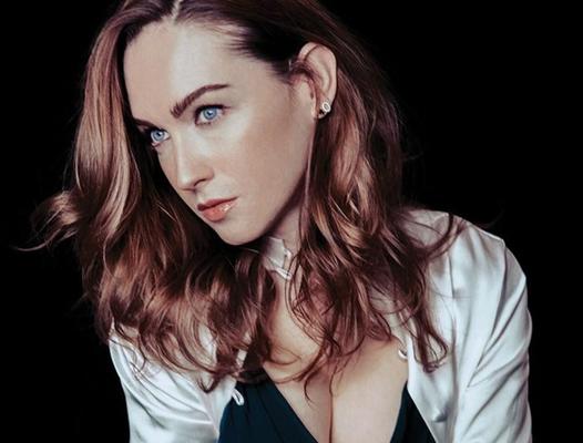 Jamie Clayton 