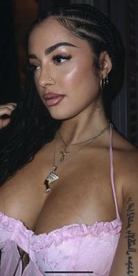 Malu Trevejo 
