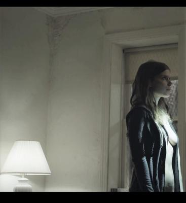 Kate Mara CleavageのみVol