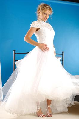 Beautiful Models PEACH White Dress