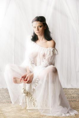 Mysterious Girls AVAROSE Morning