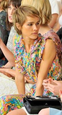 Isabel Lucas est chaud