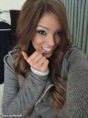 Melanie Rios and Briana Blair roomies and fuck buddies