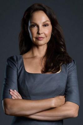 Mommy Ashley Judd